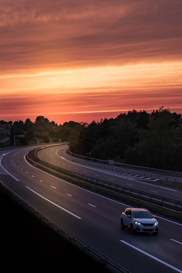 thomas-despeyroux-CH48HIaiT88-unsplash